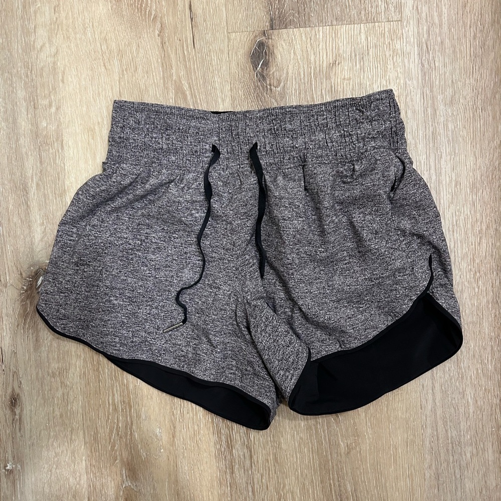 Lululemon Shorts (Style Unknown) - Grey, Size 2, 2.5 inch, unlined